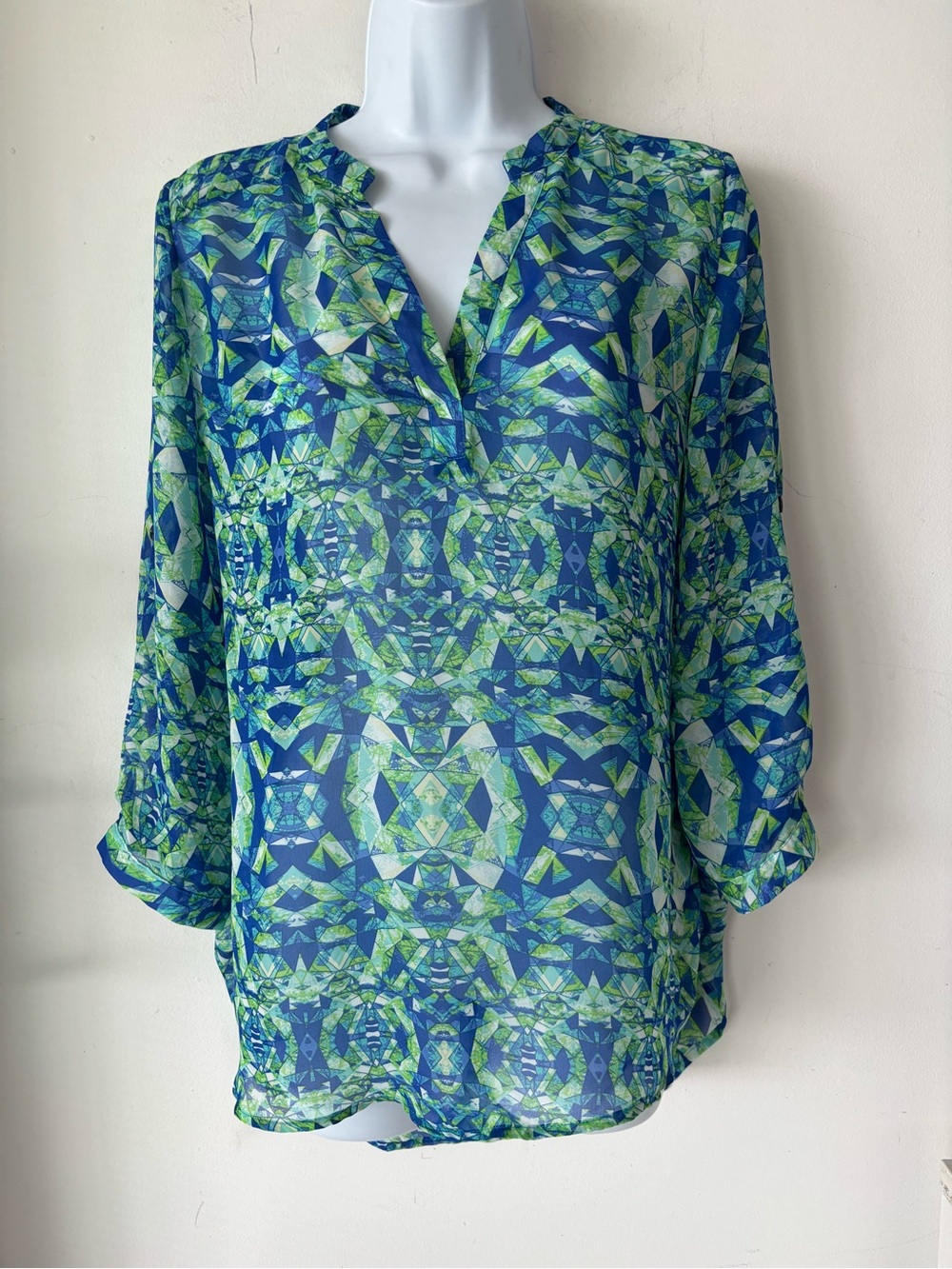 Helen Ainson Blue & Green Patterned V-Neckline Blouse Size S